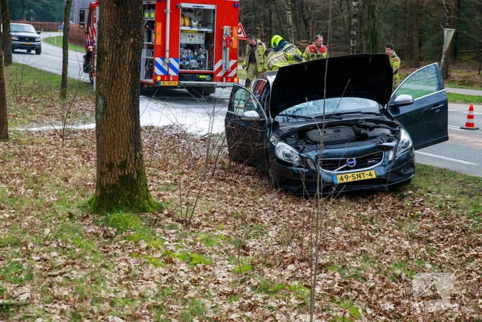 Auto botst op voorganger