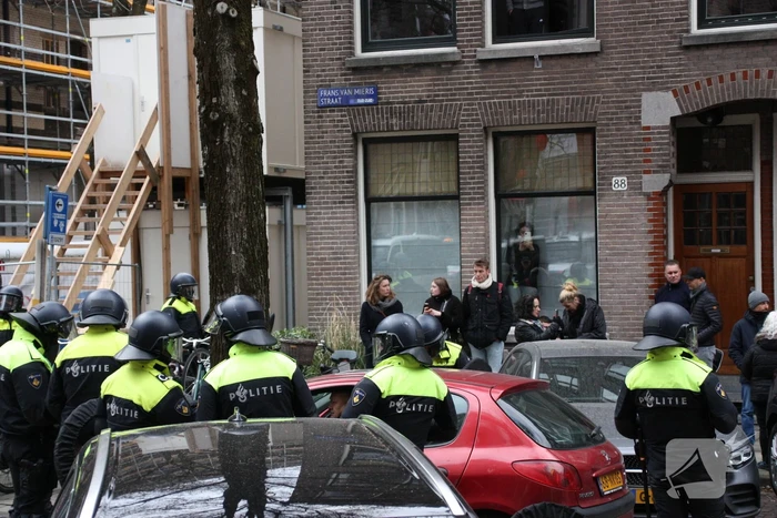 Opnieuw verzamelen demonstranten zich op het Museumplein
