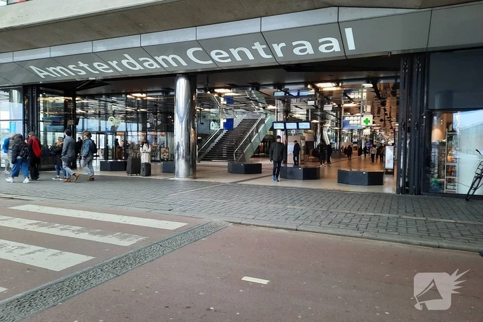 Centraal station ontruimd na aantreffen verdacht pakket