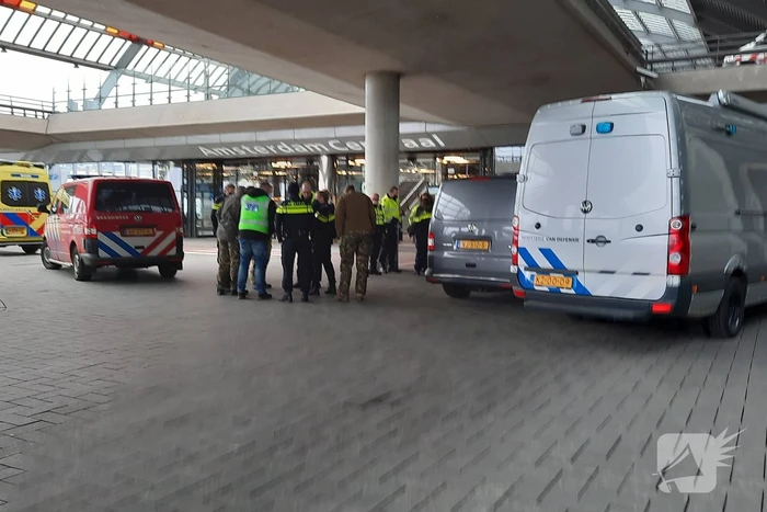 Centraal station ontruimd na aantreffen verdacht pakket