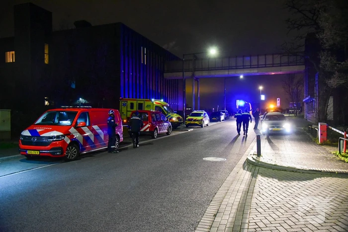 Veel rookontwikkeling bij brand in kantoorpand