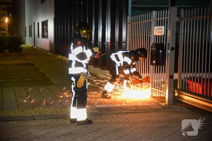 Veel rookontwikkeling bij brand in kantoorpand