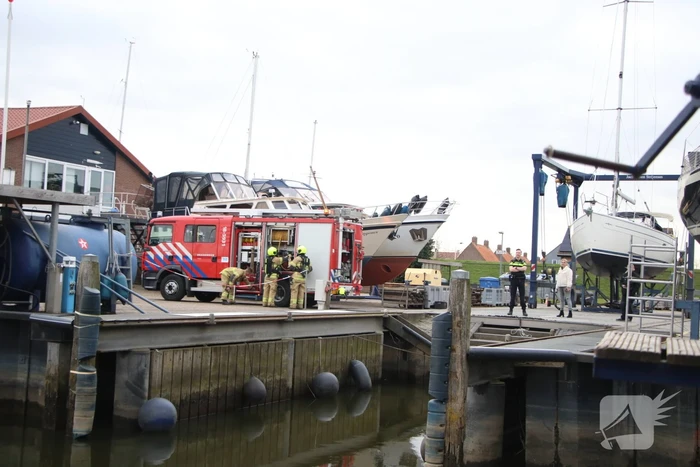 Speedboot naar de kant gebracht na problemen