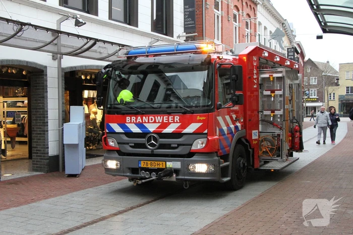 Wateroverlast in magazijn van KPN winkel