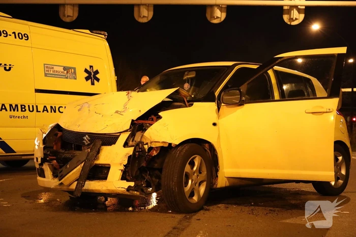 Forse schade bij frontale aanrijding