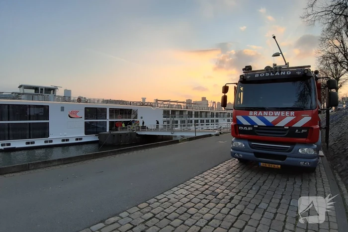 brand rhijnspoorkade rotterdam