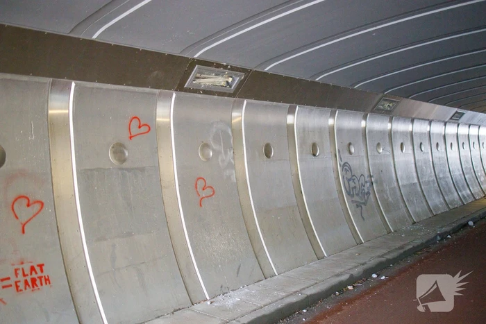 Vijf personen aangehouden voor vernielingen in fietstunnel
