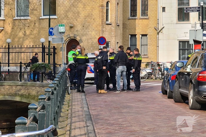 Persoon gewond bij steekpartij in winkelstraat