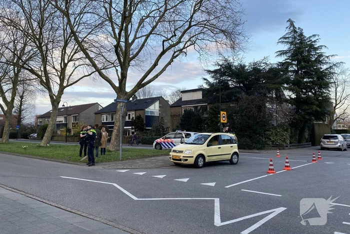 Ongeval tussen schakelbrommer en personenauto