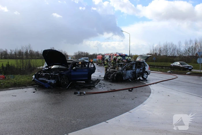 Zwangere vrouw naar ziekenhuis na verkeersongeval