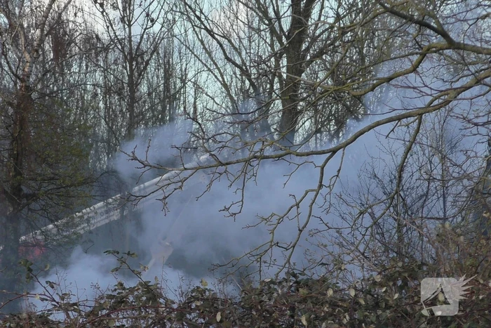 Zwaargewonde bij uitslaande brand