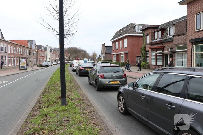 Brandweer doet onderzoek naar vermoedelijke brand in oven