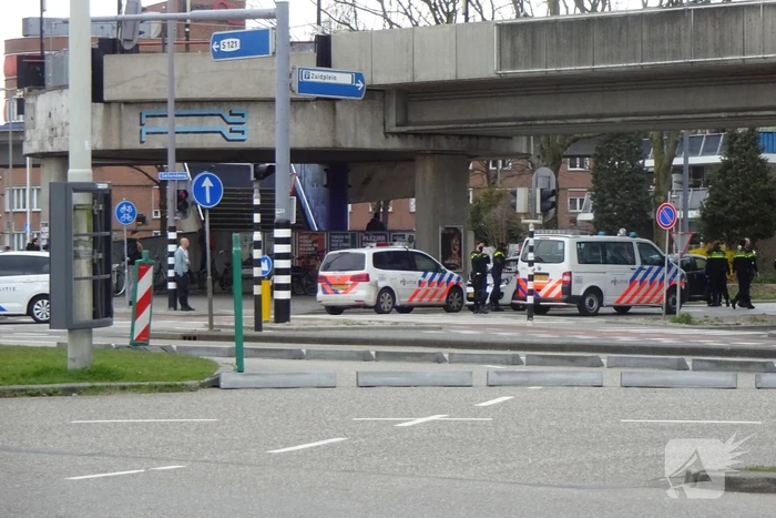 Drie aanhoudingen na steekpartij in woning