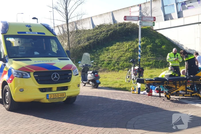 Scooterrijder gewond bij remactie