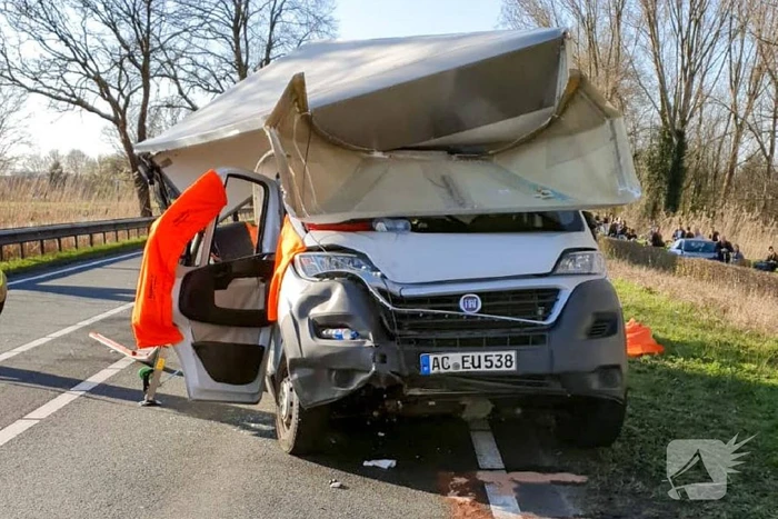 Gewonden bij ernstig ongeval met vrachtwagen