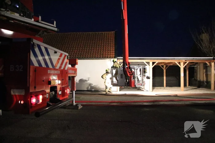 Flinke brand in dijk woning