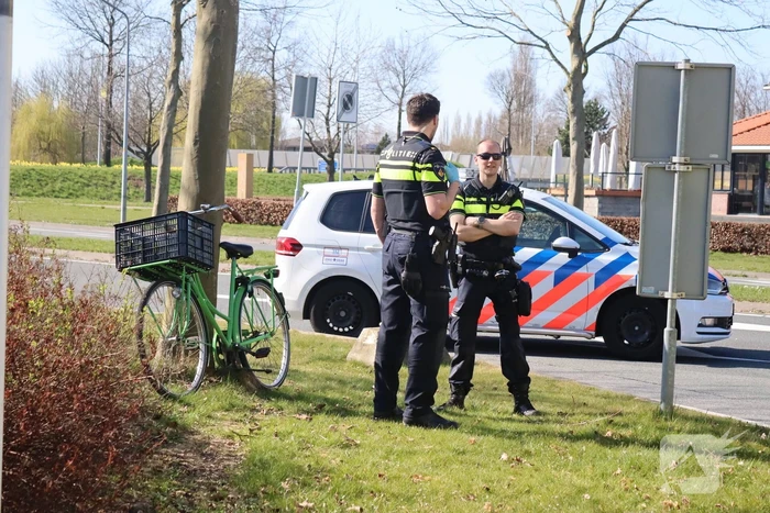 Persoon op fiets gewond na val