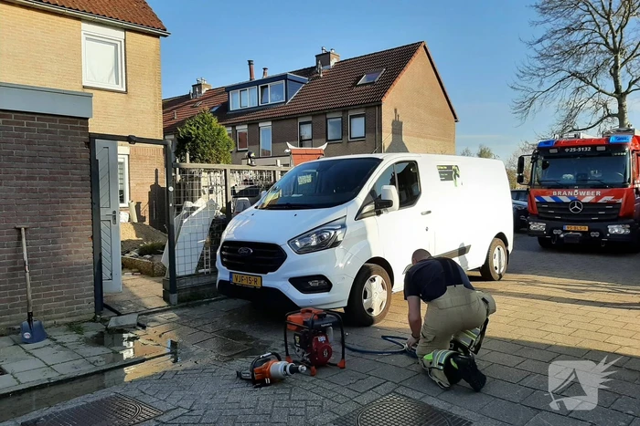 Waterlekkage na doorzagen leiding