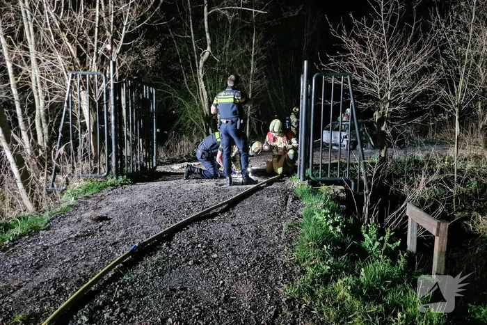 Auto verwoest door brand