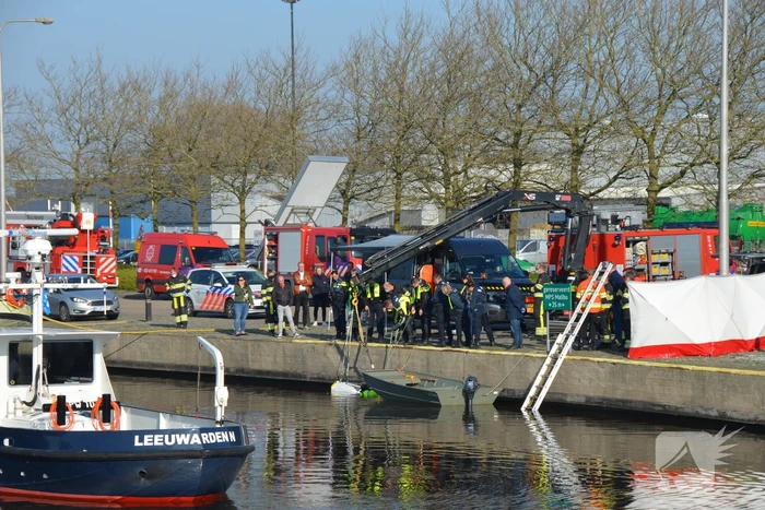 Overleden persoon aangetroffen in water