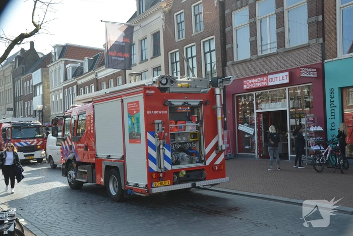 Brand in winkel Topmerk Schoenen