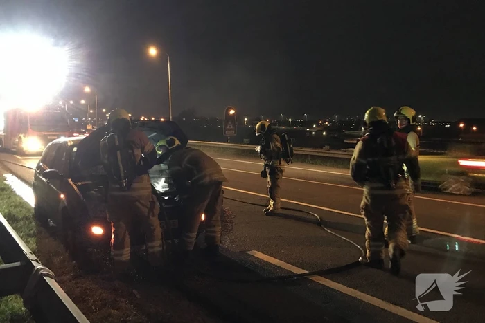 Brand in motor van auto