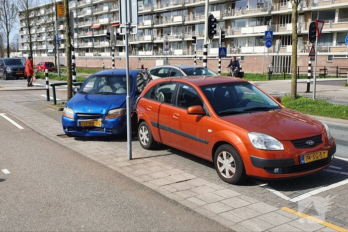 Flinke schade na kop-staart aanrijding