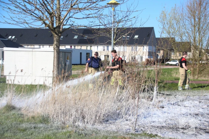Stuk veld beschadigd door brand