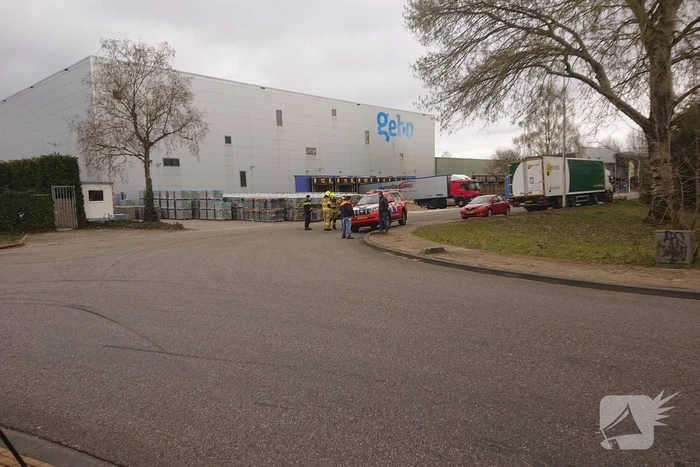 Onderzoek naar onbekende poeder in PostNL brievenbus
