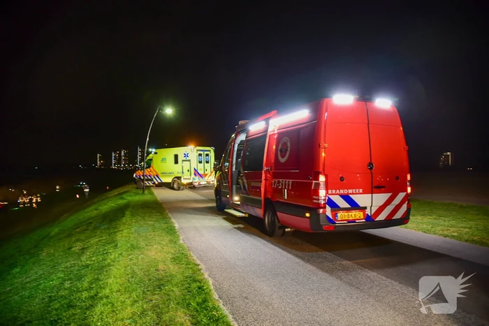 Grote zoekactie na gevonden fiets langs waterkant