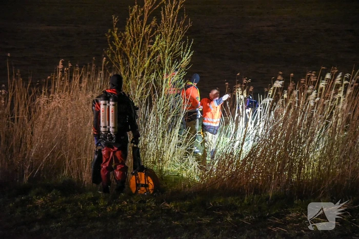 Grote zoekactie na gevonden fiets langs waterkant