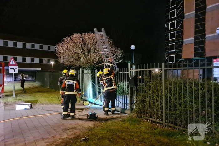 Flinke schade na brand bij moskee