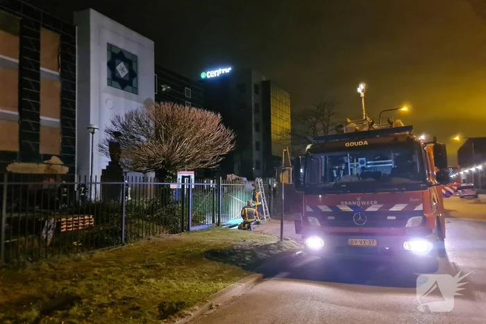 Flinke schade na brand bij moskee