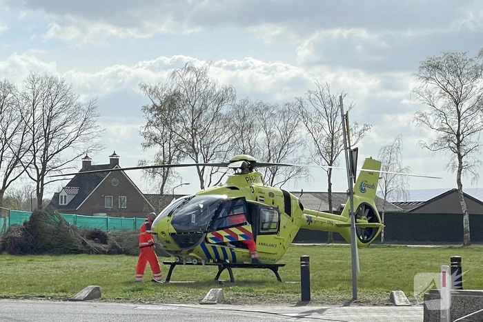 Man zwaargewond bij bedrijfs ongeval