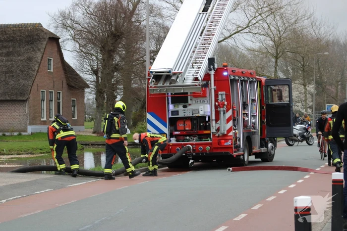 Brand in vrijstaande garageboxen