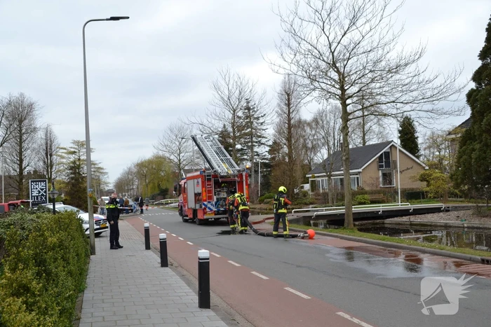 Brand in vrijstaande garageboxen