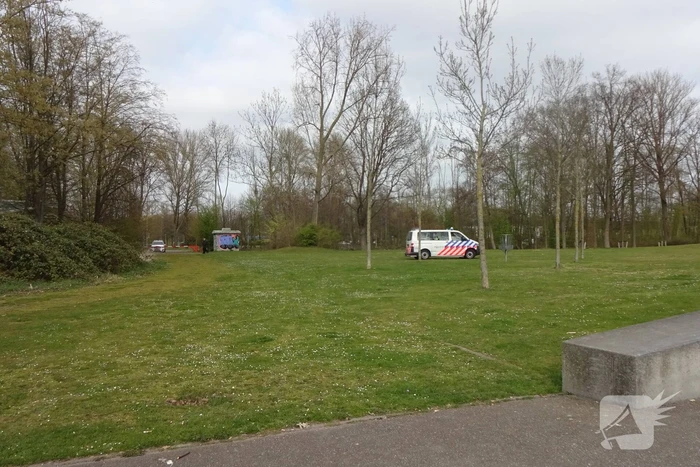 Twee aanhoudingen na aantreffen vuurwapen