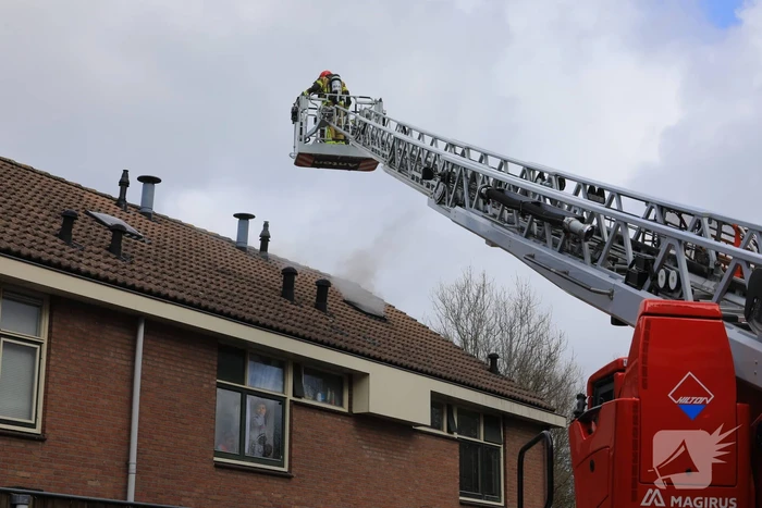 Bewoner aangehouden na brand op zolder