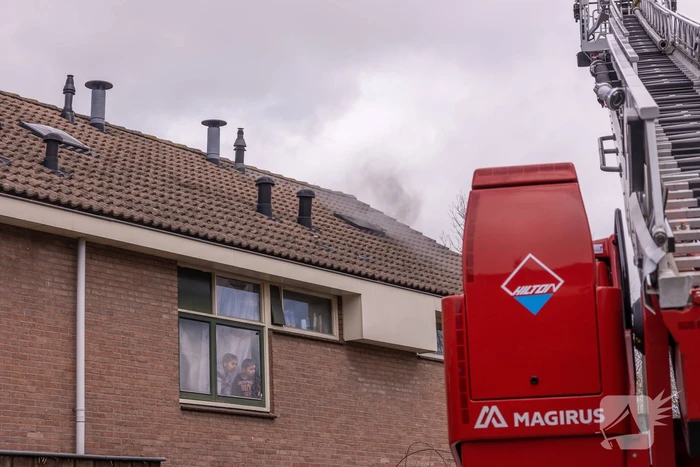 Bewoner aangehouden na brand op zolder
