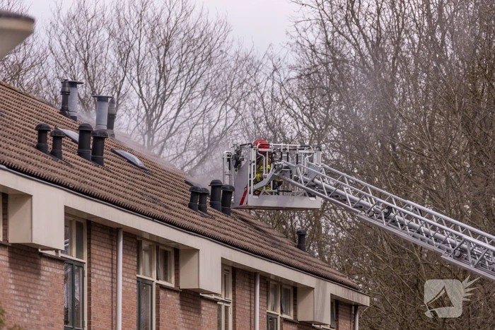 Bewoner aangehouden na brand op zolder