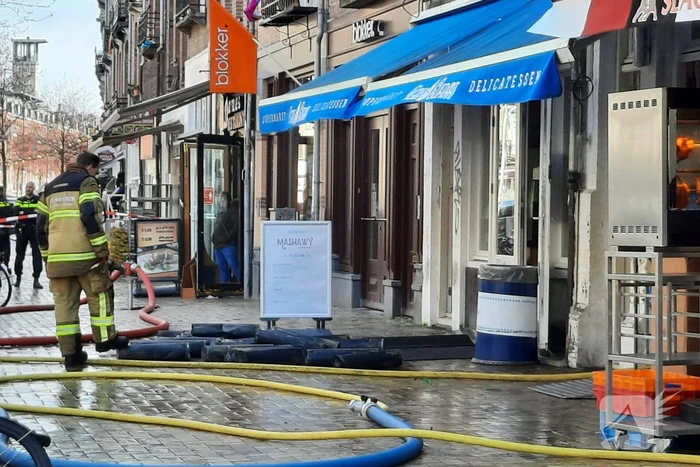Gewonde bij hevige brand in horecazaak