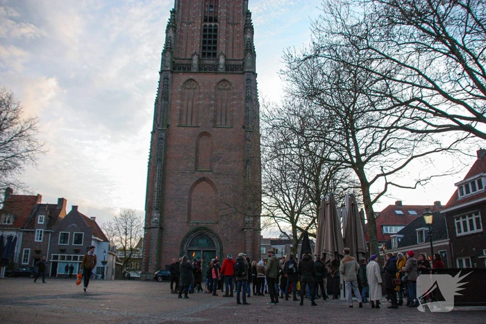 Fakkeltocht tegen coronabeleid en voor het vertrek van Mark Rutte
