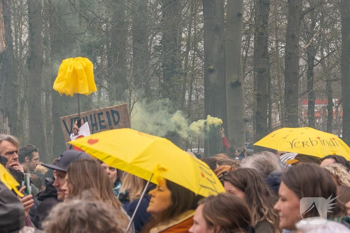 Demonstratie Kasteel Groeneveld tegen coronabeleid