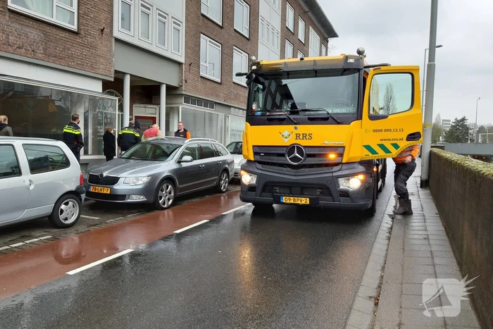 Brandweer pompt volgelopen kelder leeg