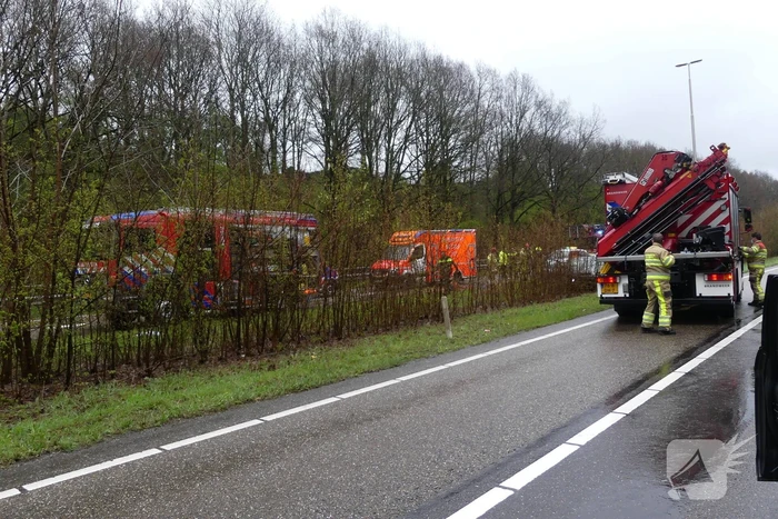 Meerdere hulpdiensten ingezet voor ongeluk met personenauto
