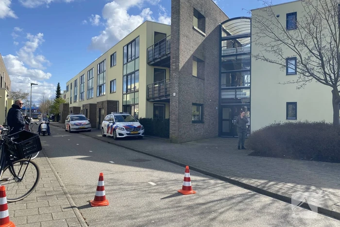 Scooterrijder zwaargewond bij botsing met maaltijdbezorger