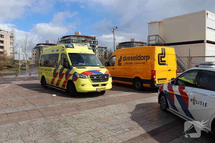 Voetganger gewond door aanrijding met scooterrijder