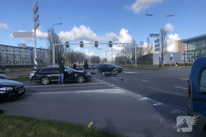 Ongeval tussen auto en motor