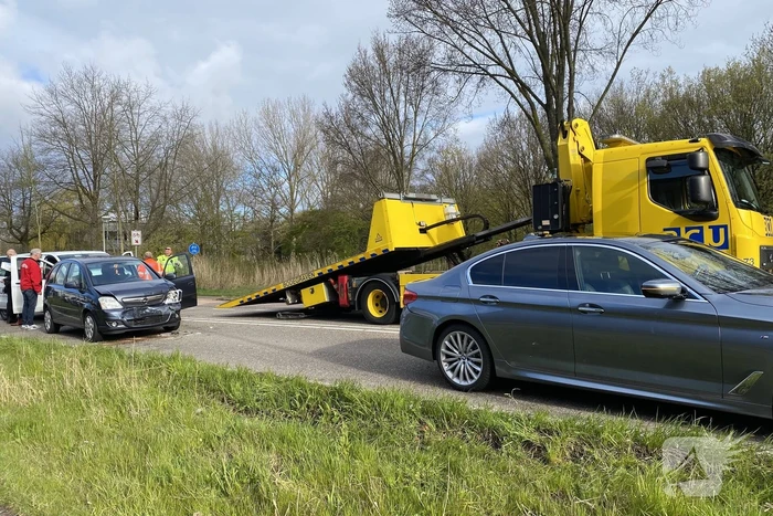 Taxibus met kinderen betrokken bij ongeluk