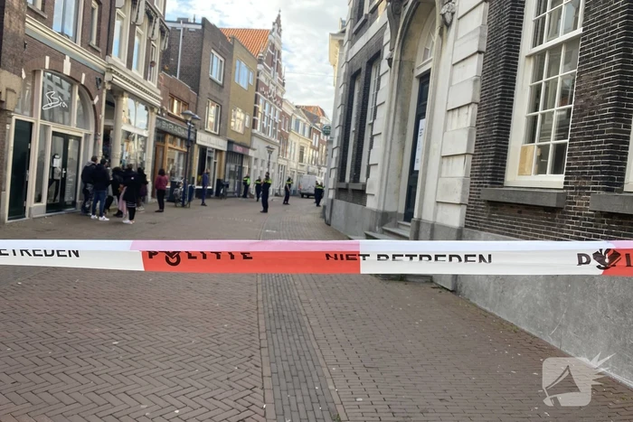Persoon gewond na steekincident in woning